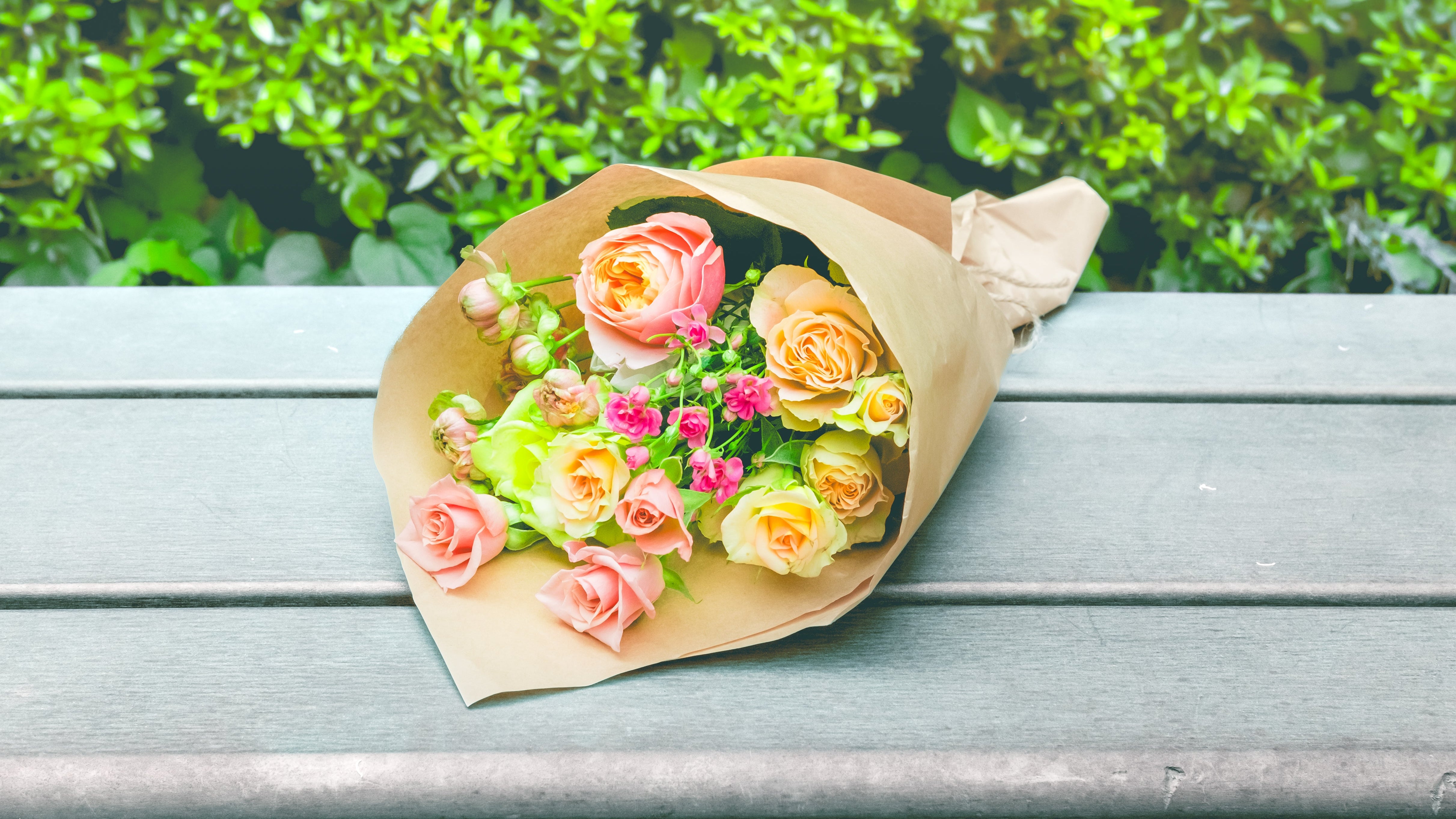 ネコハナギフト M （バラ）(4,800円) | 猫にとって安全性の高いお花を