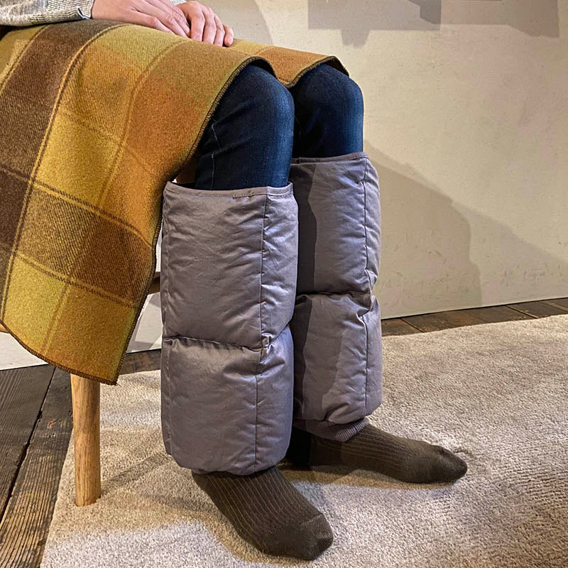 IWATA｜羽毛 レッグウォーマー - INTERIOR SHOP momotose
