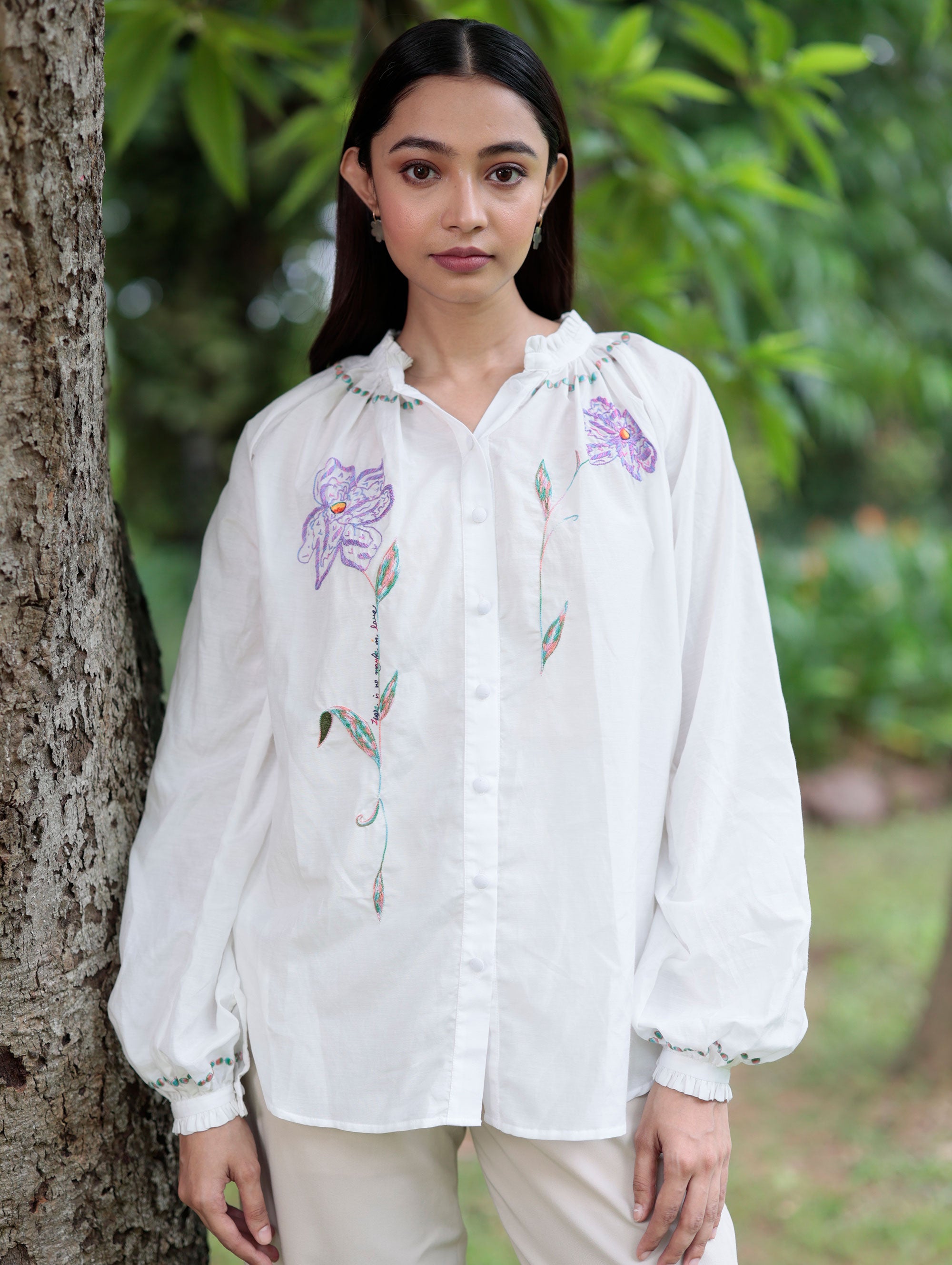 LEKHA BLOUSE WITH QUOTES EMBROIDERY