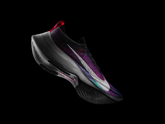 購入条件は「サブ3、3.5」。ナイキ、8万円シューズを“ガチ”マラソン