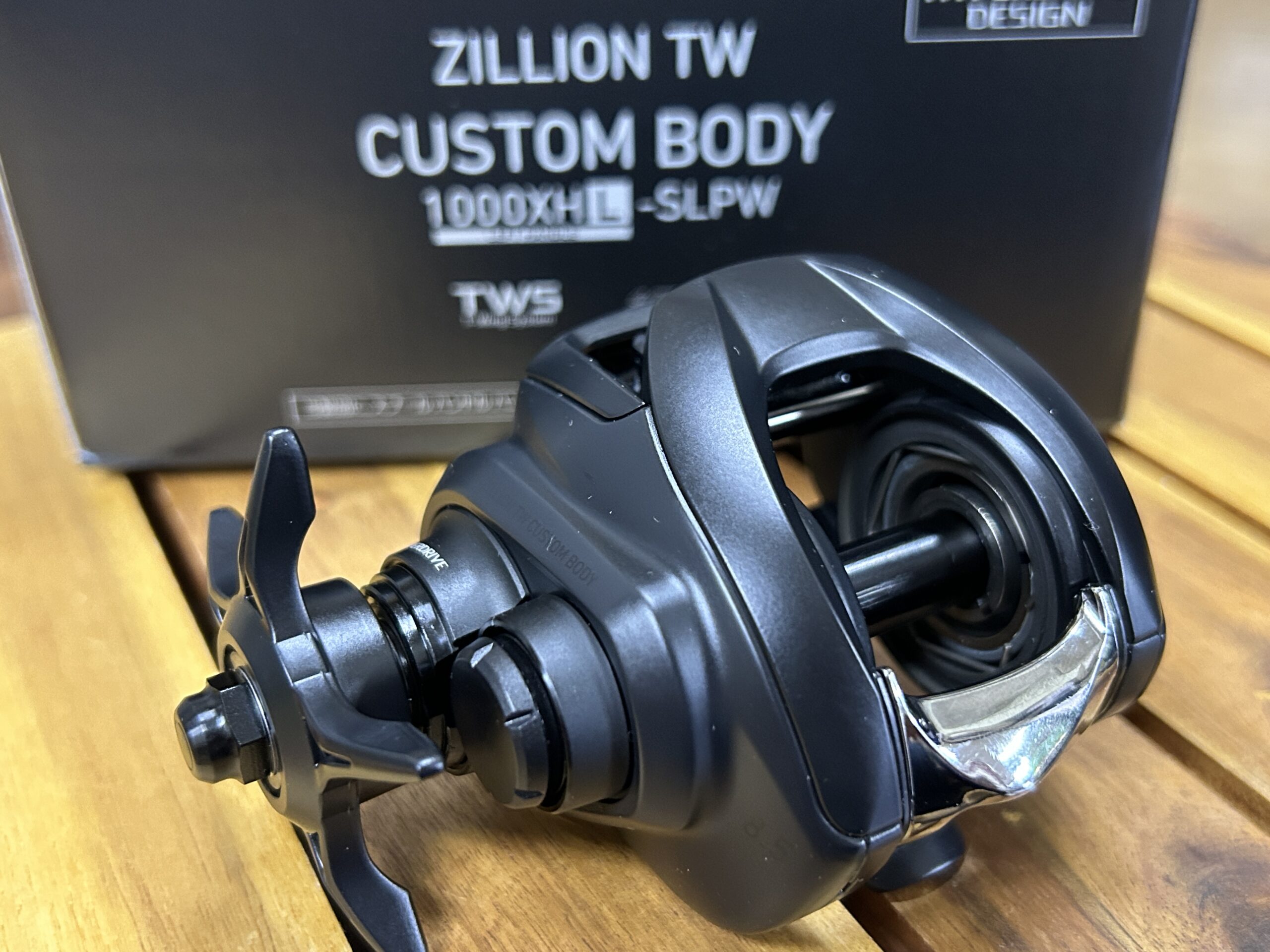 ジリオンカスタムボディ1000XHL】SLP限定リール入荷！YouTube更新情報