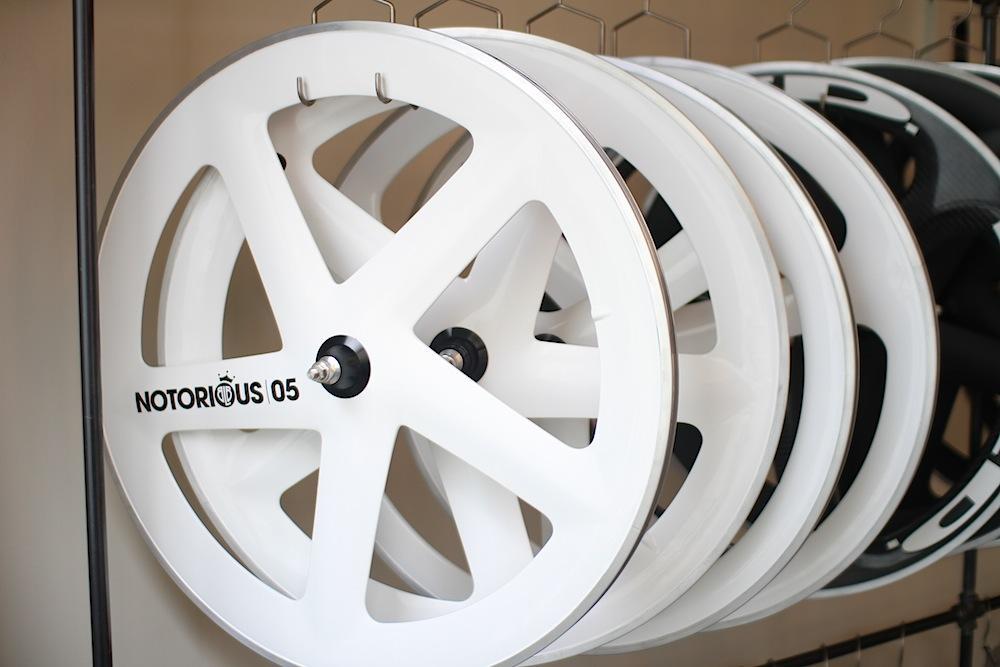 BLB NOTORIOUS CARBON Wheel 入荷！ | ブローチャーズ - BROTURES