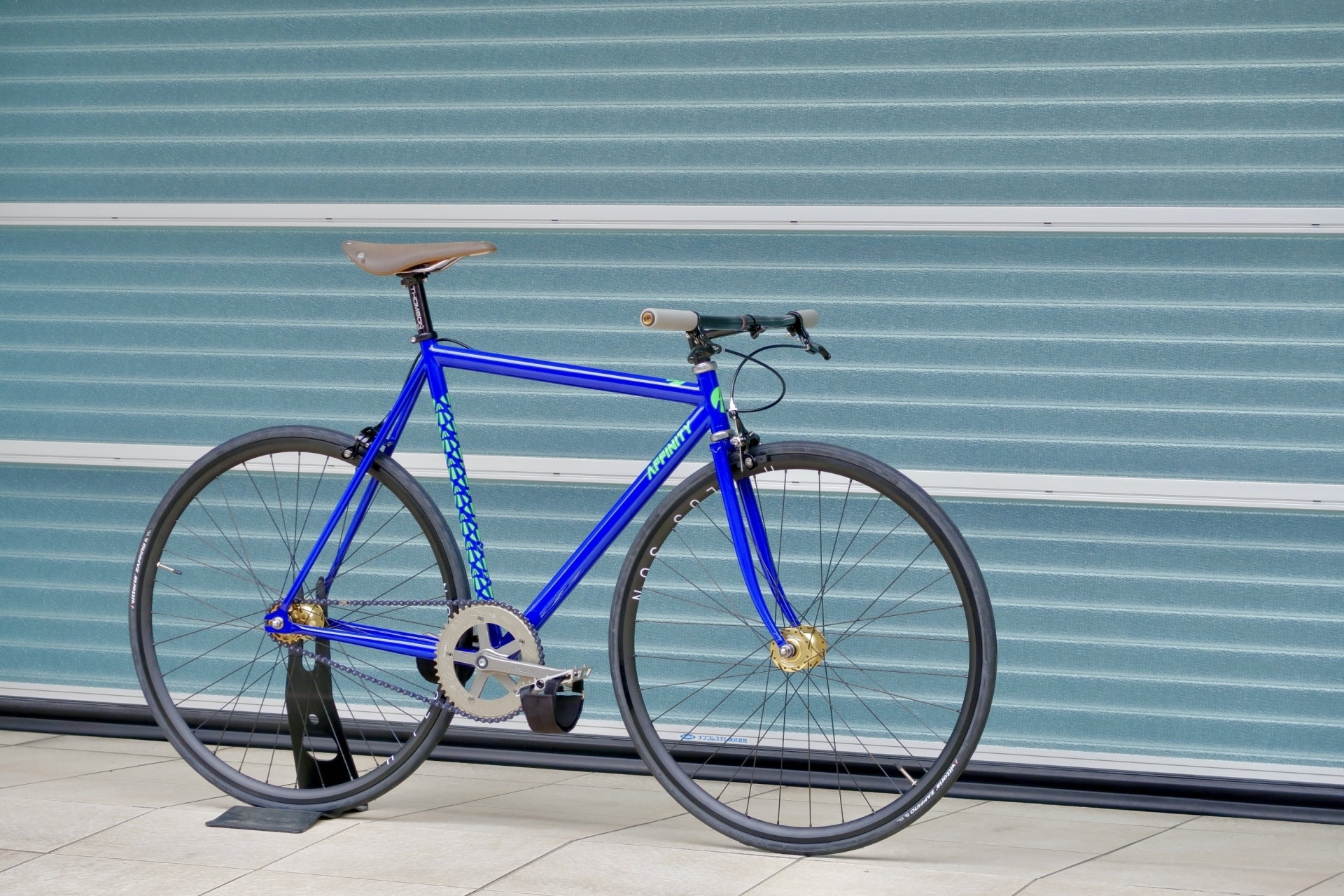 遊び心で観せる洒落バイク。 | ブローチャーズ - BROTURES ONLINE