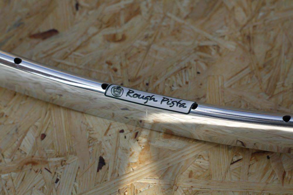 roughpista from T19 | ブローチャーズ - BROTURES ONLINE STORE