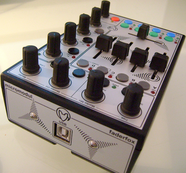 Review & Video: Faderfox FT3 Micro DJ Controller