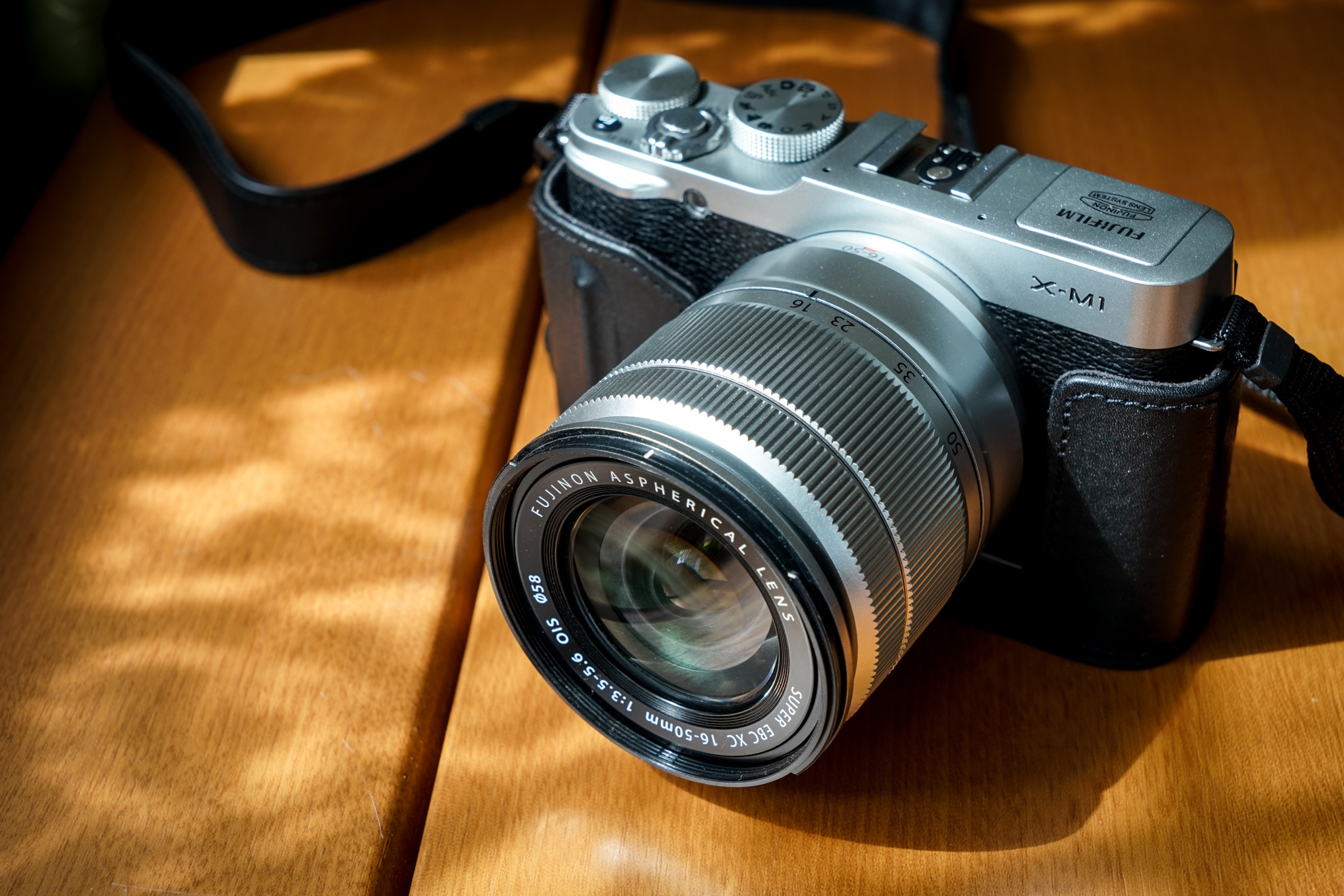 FUJIFILM XM-1 ◇レビュー◇ | デジタル試しうち