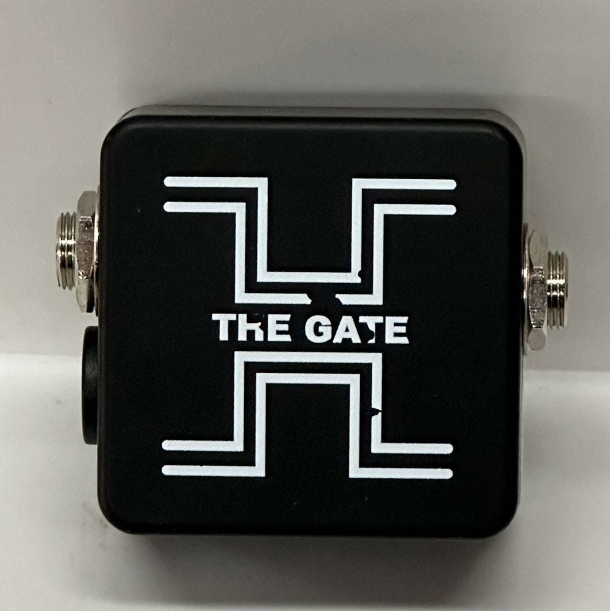 Henretta_The_Gate_1200x1200.