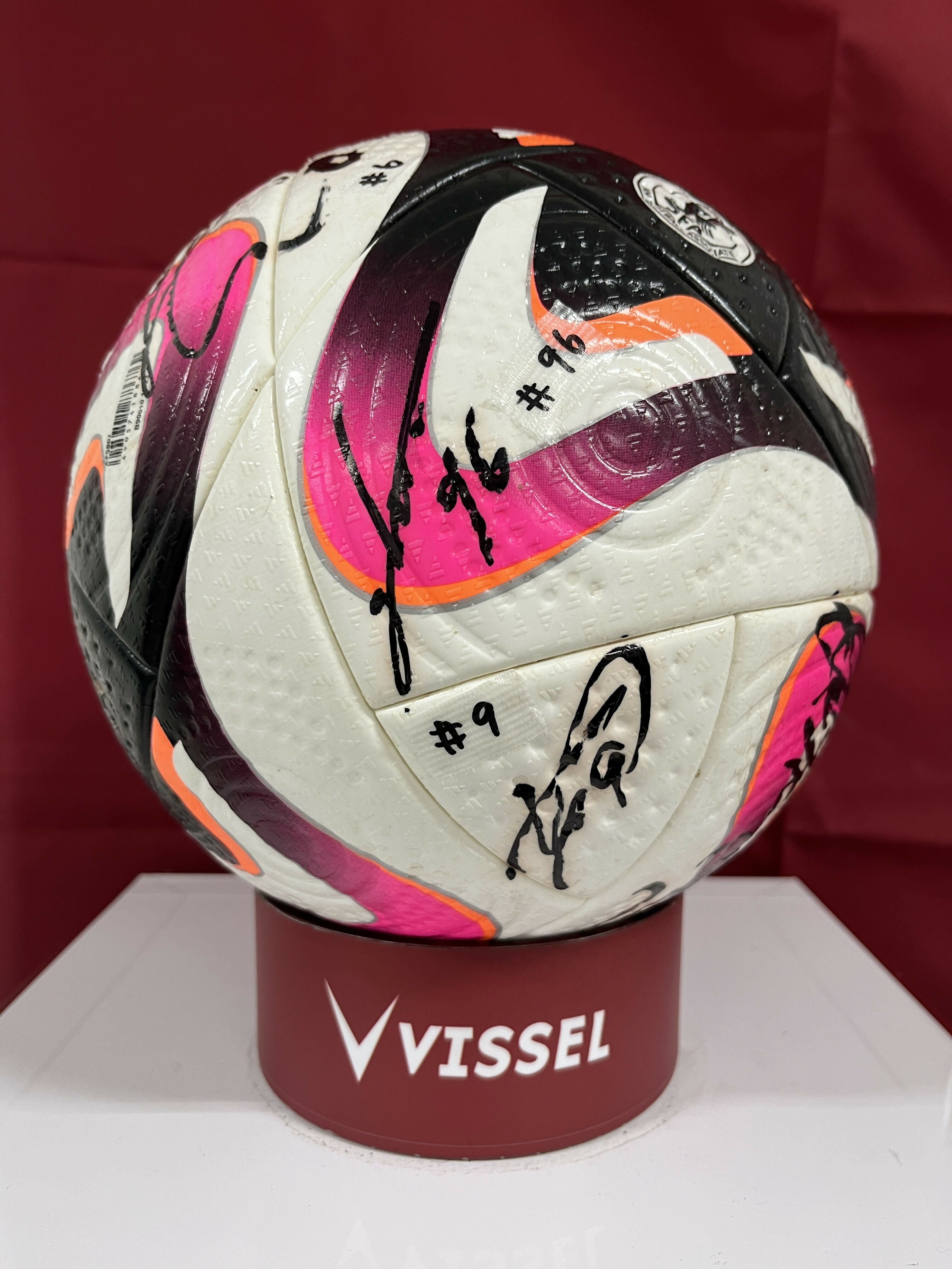 ネーションズリーグ2024サインボール 4mjm6tLA6z.jpg?v=1722569161&