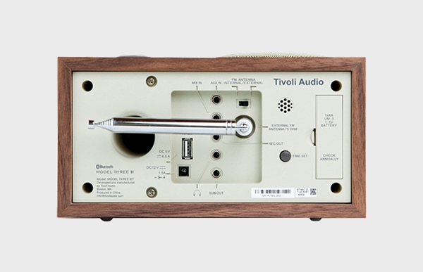 チボリオーディオ Tivoli Audio / Model Three BT Walnut Beige [ 高