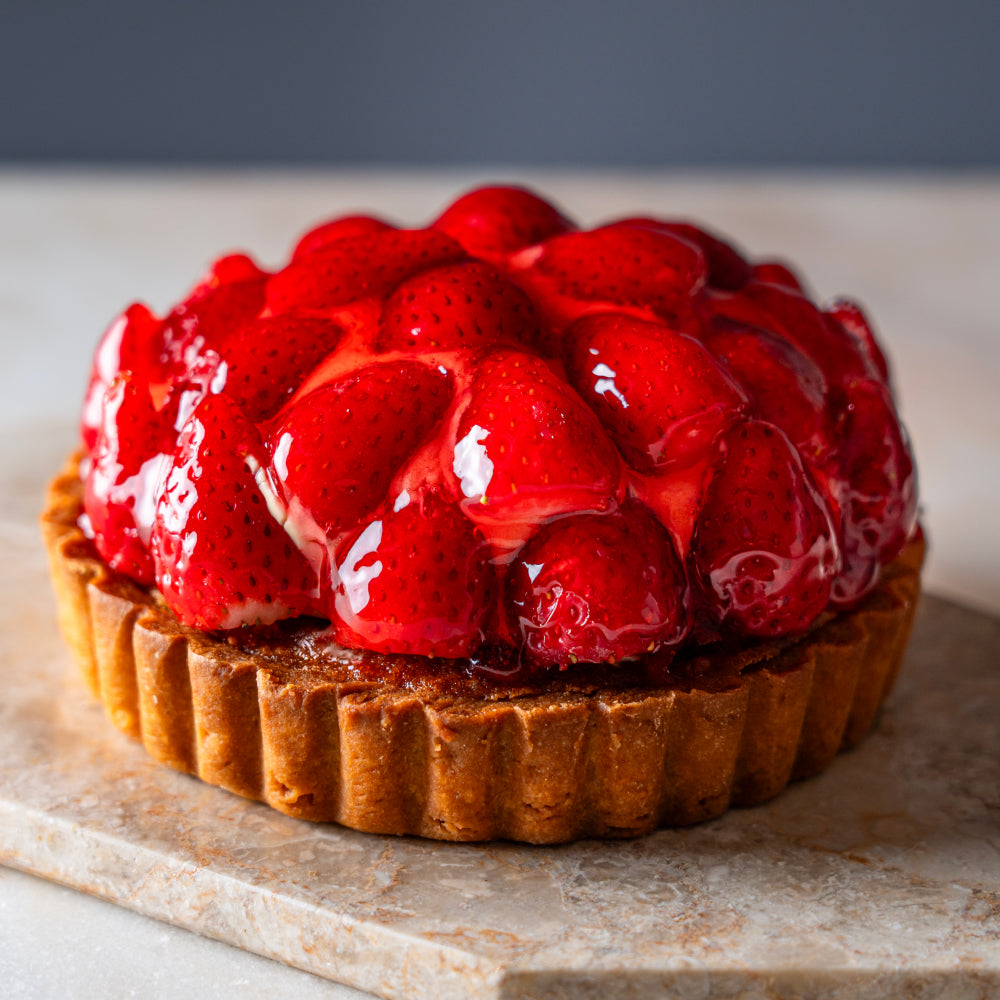 ミガキイチゴのタルト | いちごスイーツ専門店 いちびこ