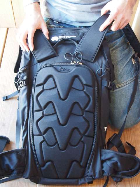 安心を詰め込んで楽しさを持ち帰ろう！BURTON AK457 33L PACK – moderate