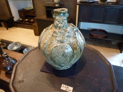 241．穴窯陶廊 炎色野：高仲健一作陶展 | お茶を楽しむ生活