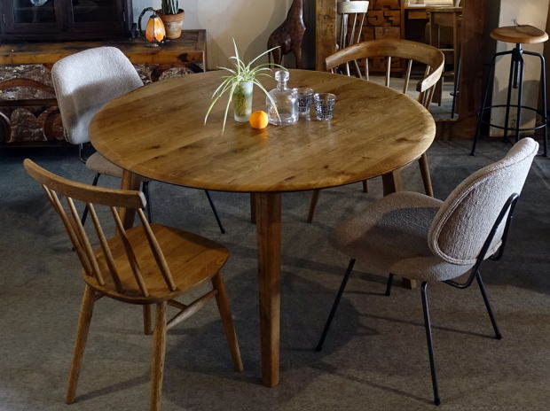 Easy Life / Decke デッケ・ダイニングテーブル