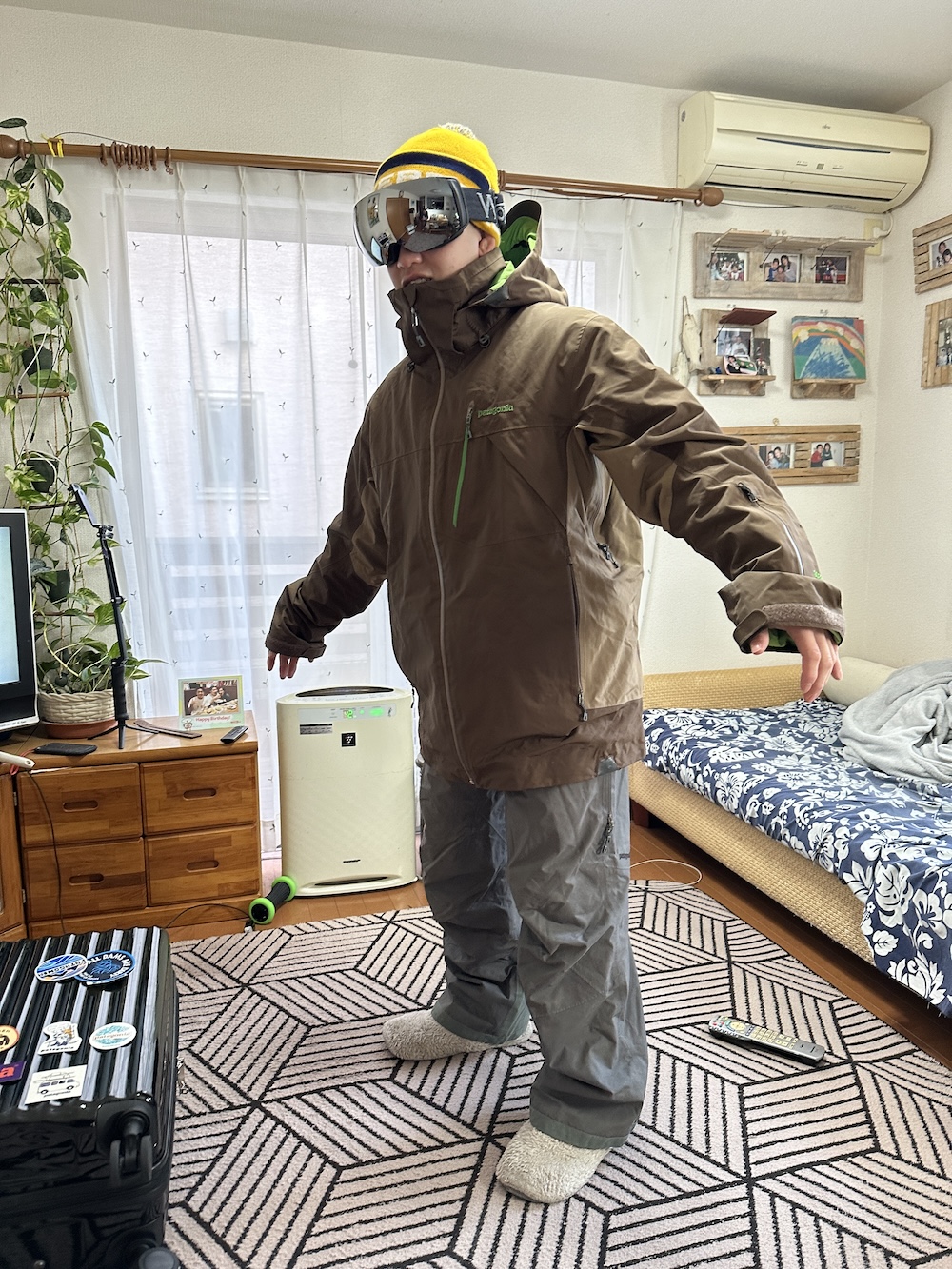 パウダーボウル上下、貸して‼️】スノボに出掛ける次男坊は完全撥水