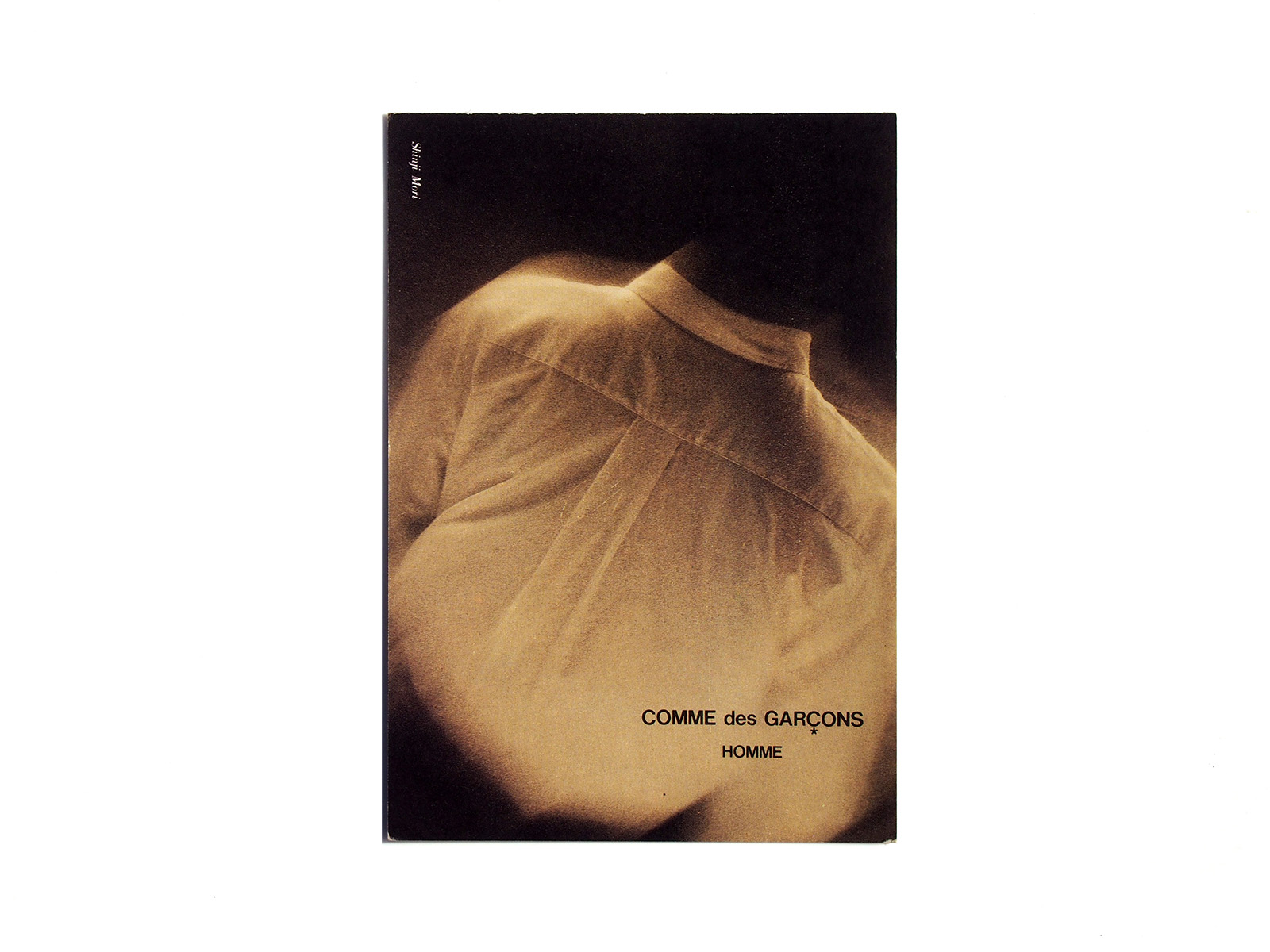 COMME des GARÇONS DM 20 SET | PAGE SPREAD