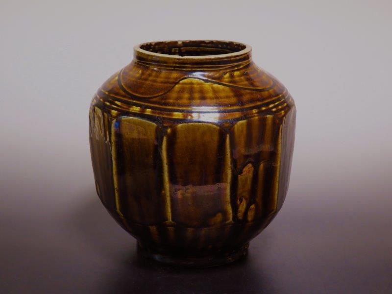 仙遊洞 李朝 あめ釉 面取壺