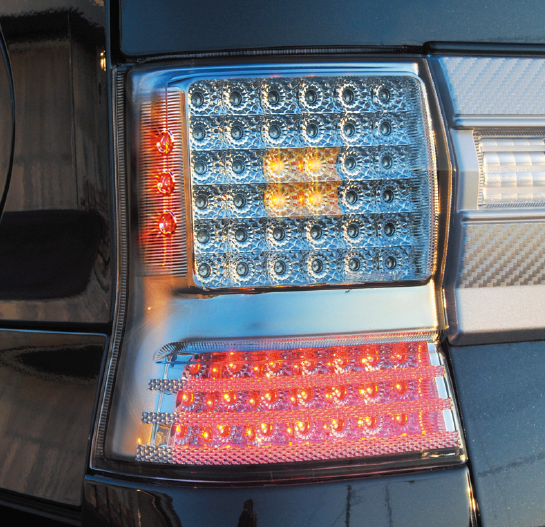 ダイハツ タントカスタム FULL LED 120 レッド/クリア【左右セット