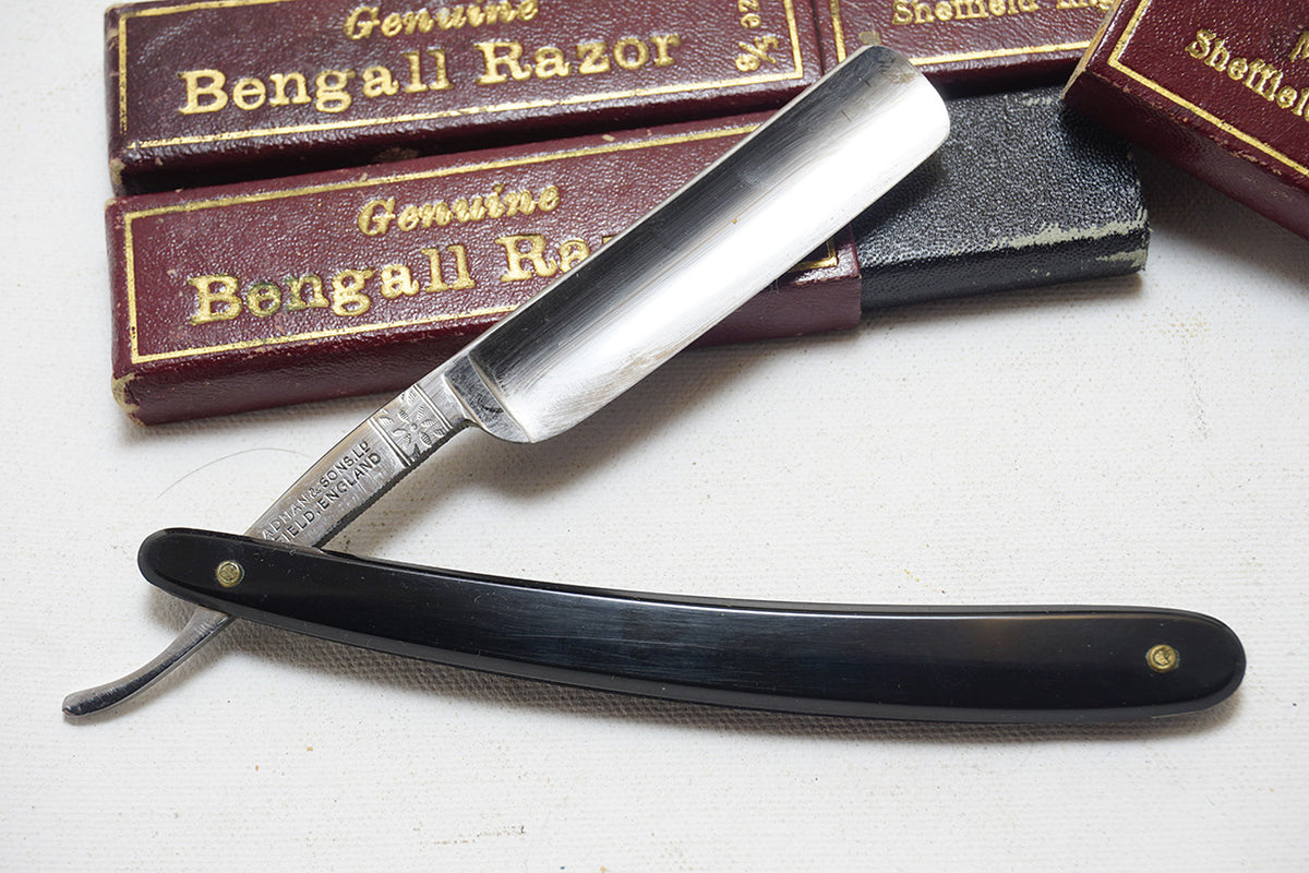 NOS T. R. CADMAN & SONS BENGALL STRAIGHT RAZOR - SIZE 5/8 – Ted
