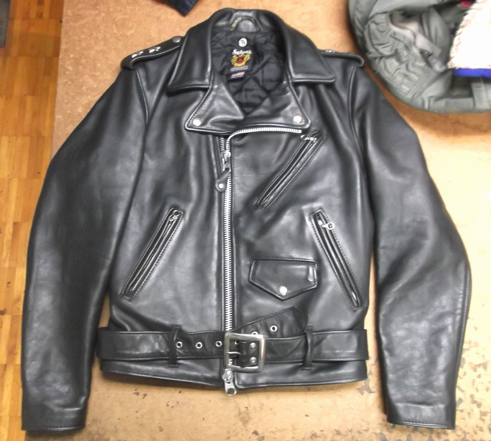 schottのライダースジャケットのジッパーをダブルジッパーに交換 革