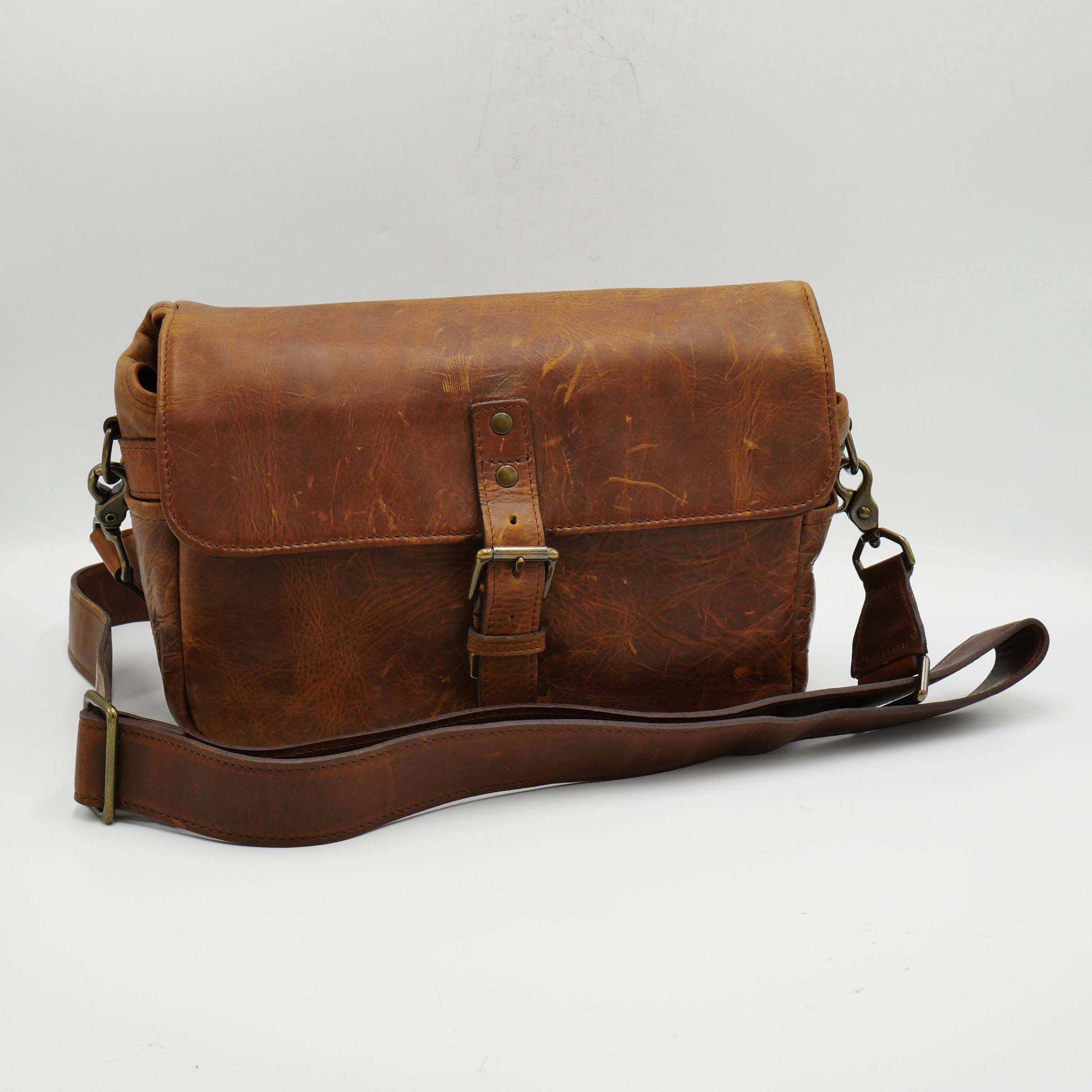 ONA Bowery II Camera Bag (Antique Cognac Leather) w/ Insert *USED*