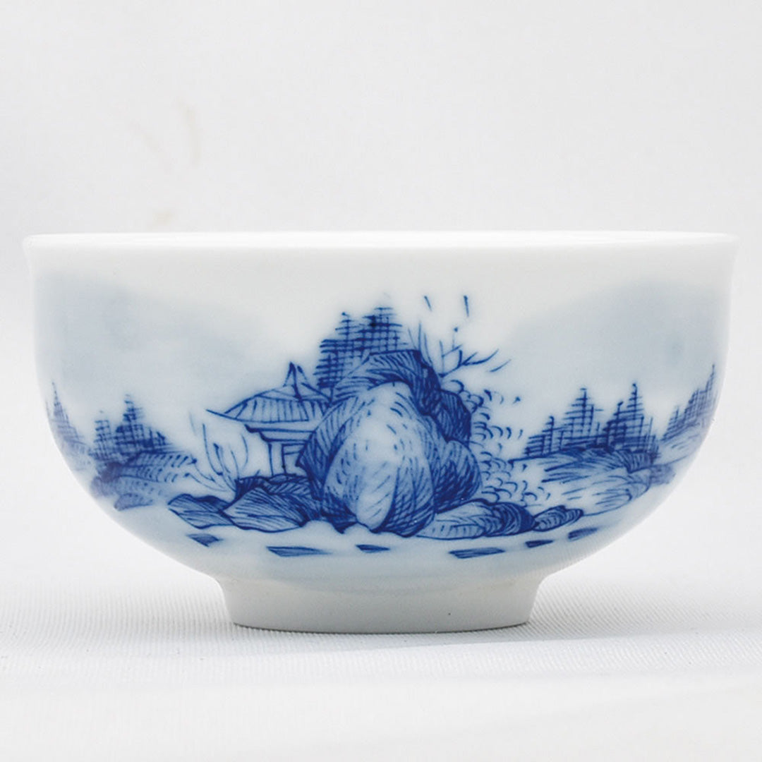 景徳鎮・青花山水茶杯｜中国茶器専門店の通販・天香茶行