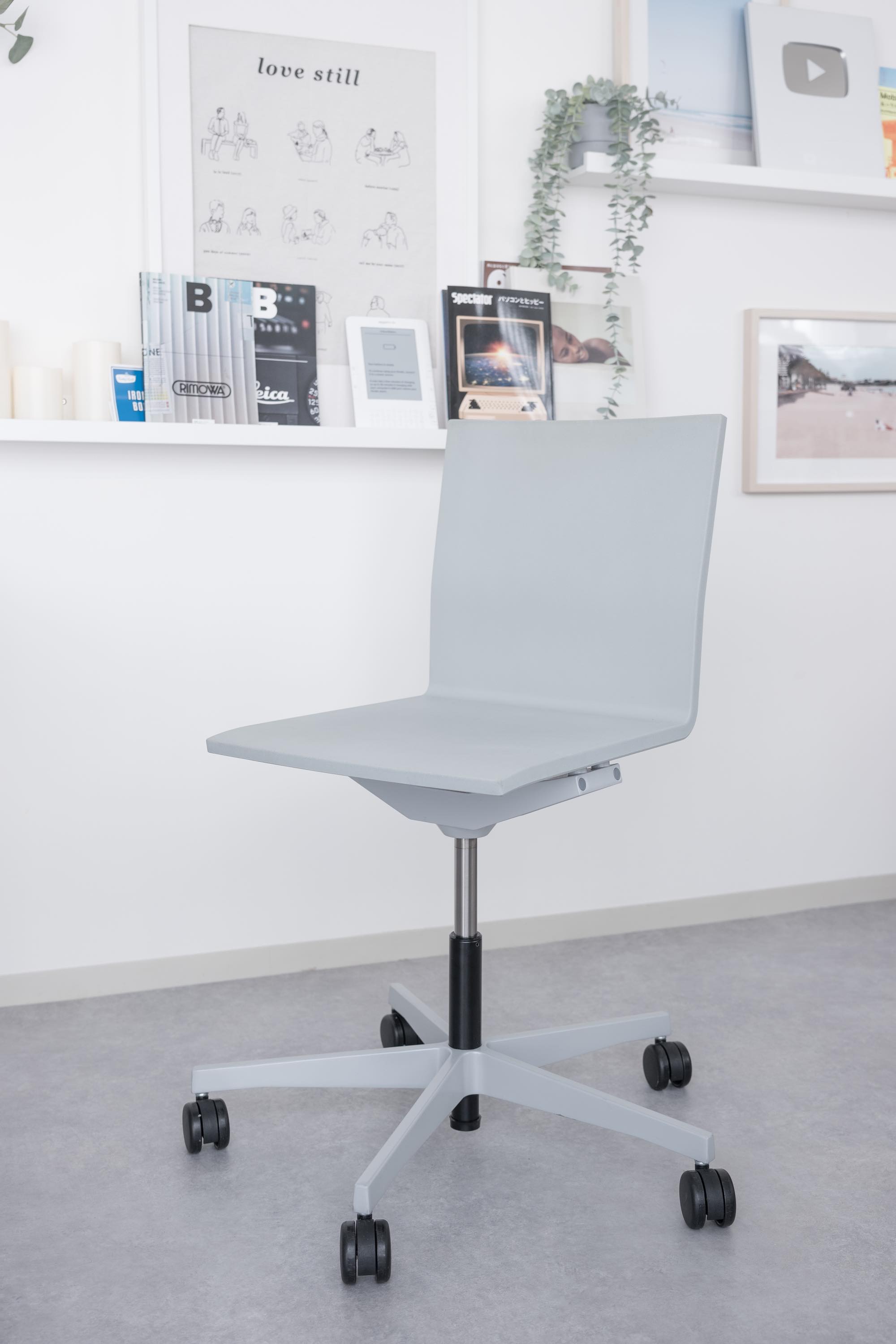 デザインの良いシンプルなオフィスチェアを買った｜Vitra .04 | トバログ