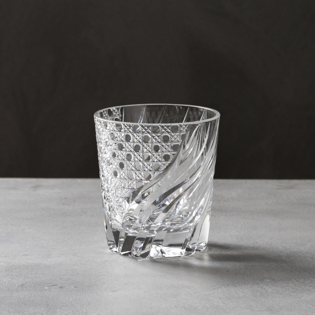 江戸切子グラス 八角籠目文様 オールド 玻瑠 – TSUCHI-YA │ ガラスの