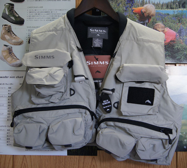 フィッシング・ウエアー ＞ ベスト ＞ シムス マスターベスト カーキ