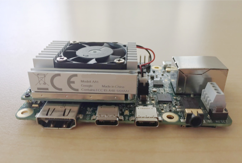 Coral Dev Board | Google Edge TPU 開発 ボード | 海外ハードウェアの