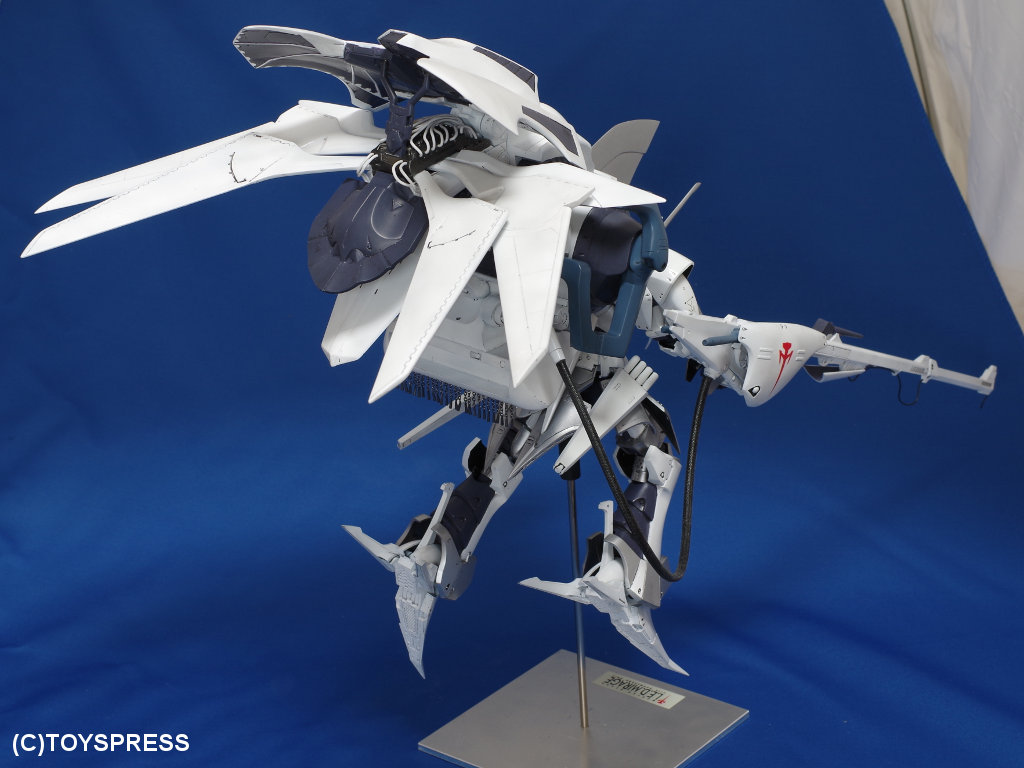 レッドミラージュ・ブーメランユニット(WAVE 1/100) - 完成画像