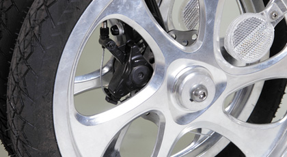 シニア自転車 四輪自転車 ユニバーサルサイクル/aeroクークルM II