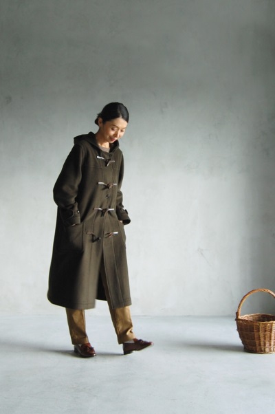 HAND ROOM WOMEN'S」のダッフルコートのコーデ | Daja