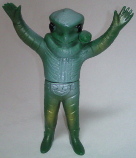 真水稔生の『ソフビ大好き！』 第108回「ヘビ年によせて」