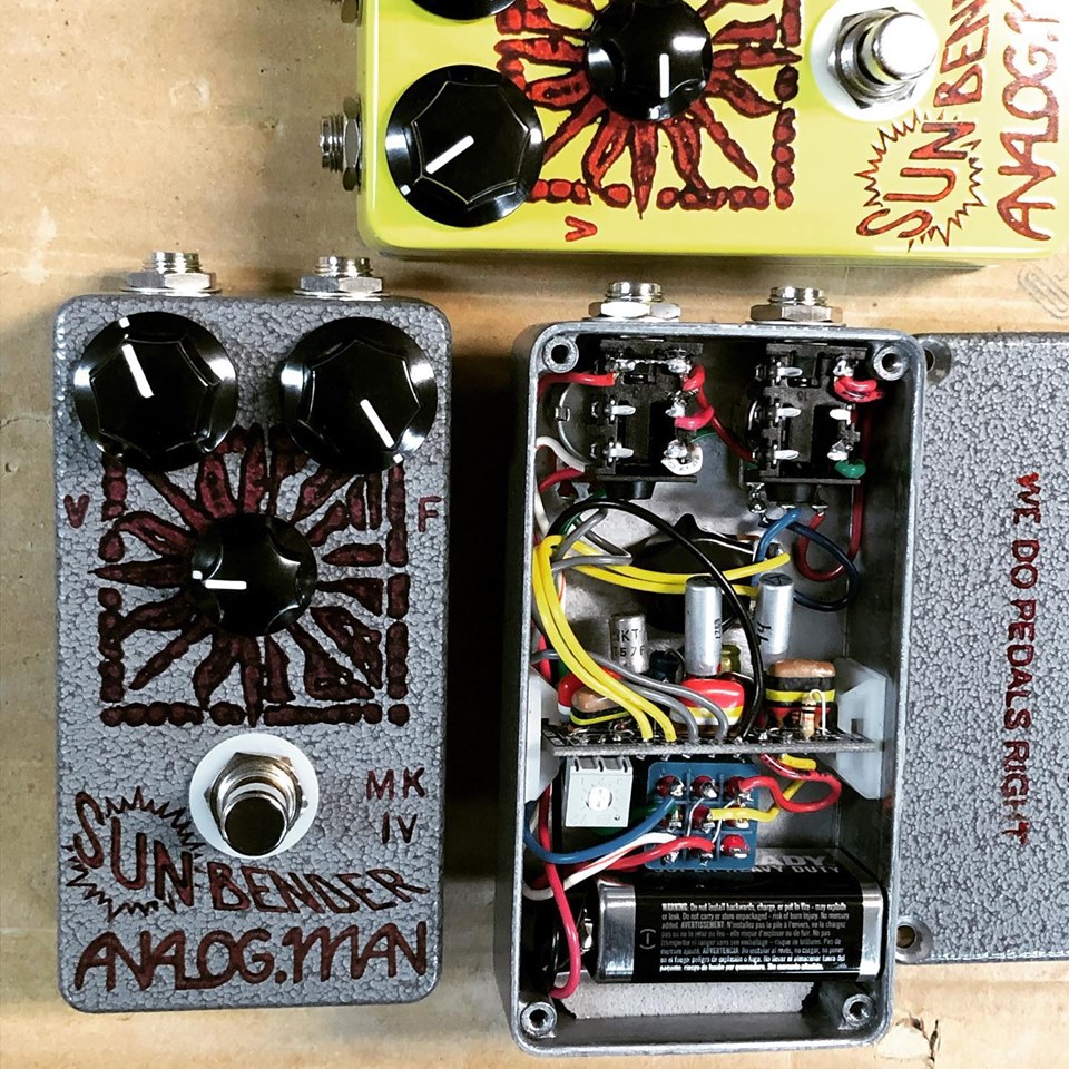 Analog Man Sun Bender MKIV fuzz pedal