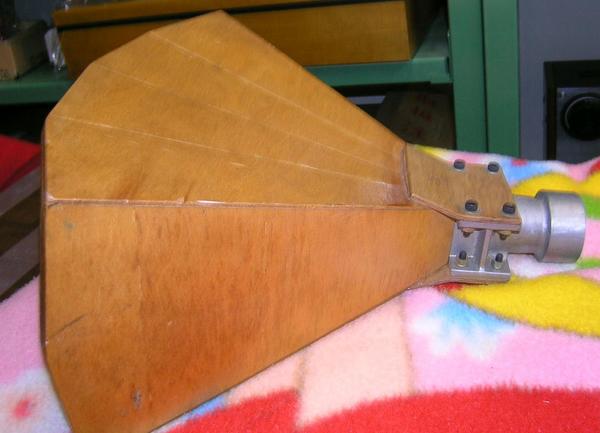 クリスキット Chirisikit 木製マルチセルラホーン