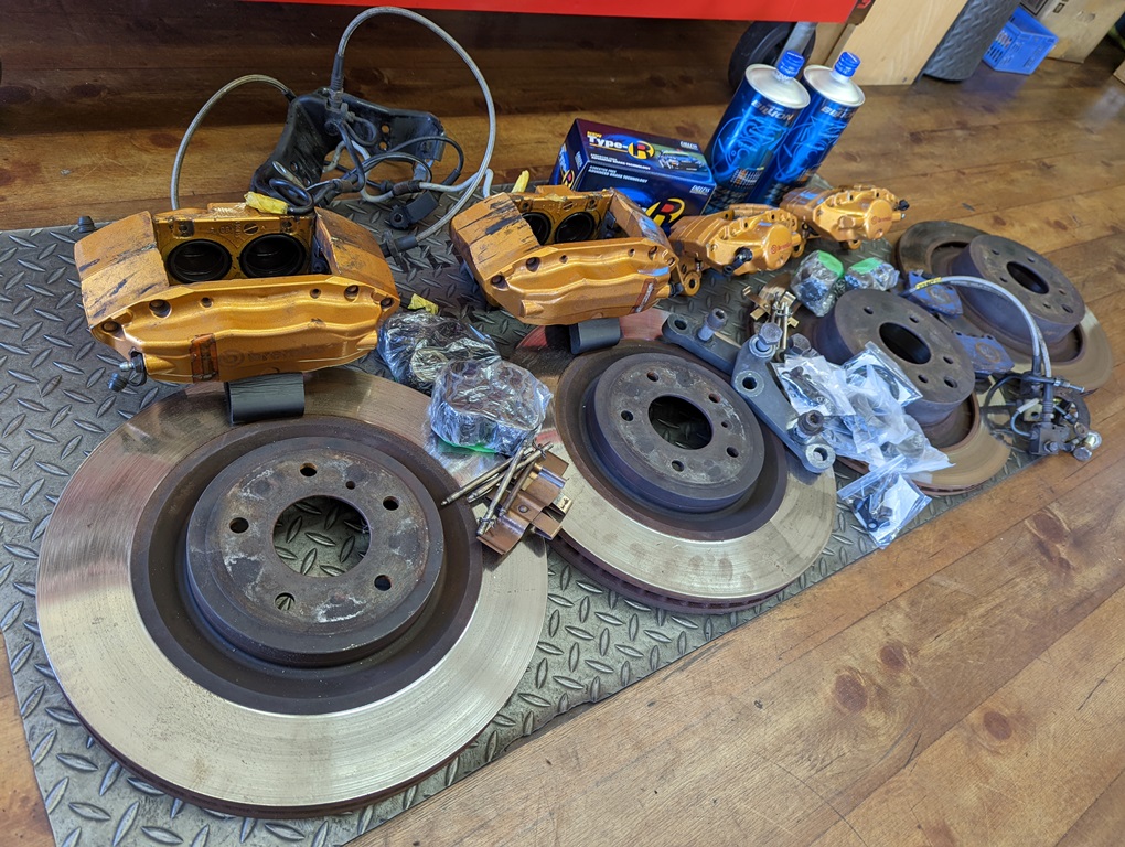 Brembo ブレーキキャリパー ゴールド Z33 Z33 Brembo ゴールド