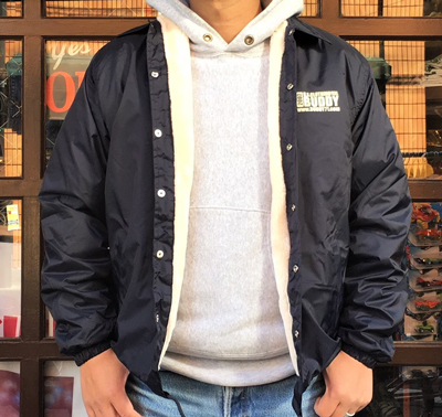 BUDDY オリジナル コーチジャケット 裏ボア(ポリエステル)カーキ/BUDDY