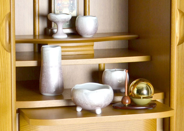 仏具 セット 九谷銀彩 ほのか （中） 陶器 現代仏具 日本製 モダン仏具