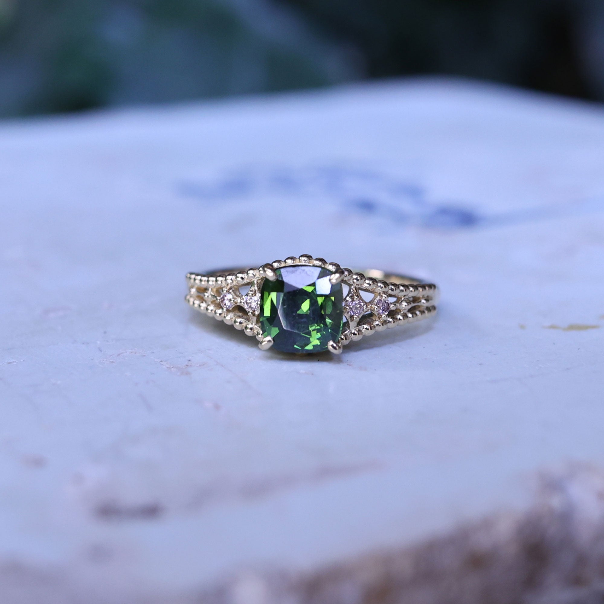 g-_R.jpg?v=1724655756