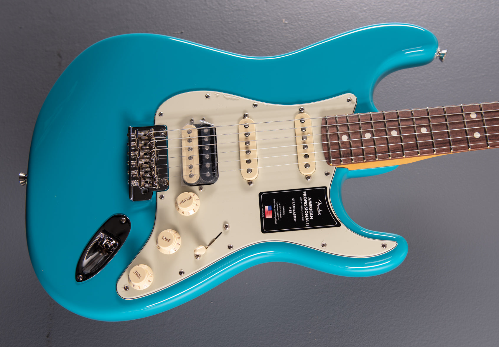 American Professional II Stratocaster HSS - Miami Blue w/Rosewood