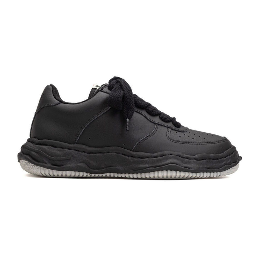 WAYNE) OG Sole Leather Low-top Sneaker BLACKxBLACK (A07FW702