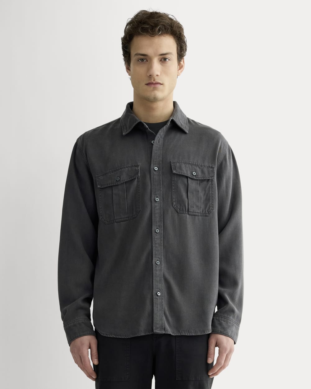 The Utility Shirt Jacket in Buttersoft | Graphite – Everlane