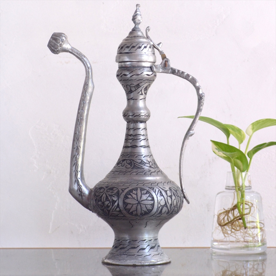 トルコ・銅製の水差し・アンティークシルバー/高さ35cm / ガラタバザール