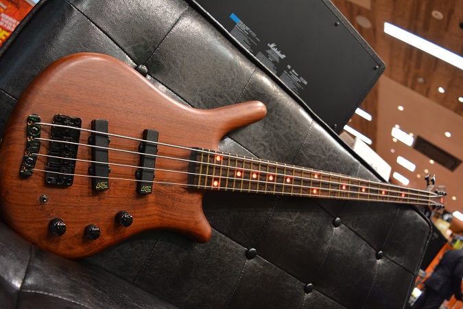 当社オーダーモデルのワーウィック・サムベース! | イシバシ楽器