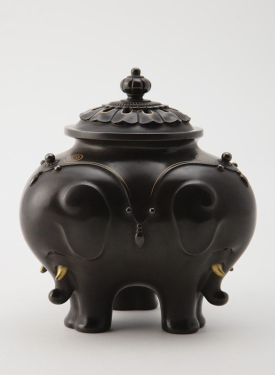 銅製金象嵌入象型香炉 大島如雲 作 - 古美術 鐘ヶ江 - Collections -