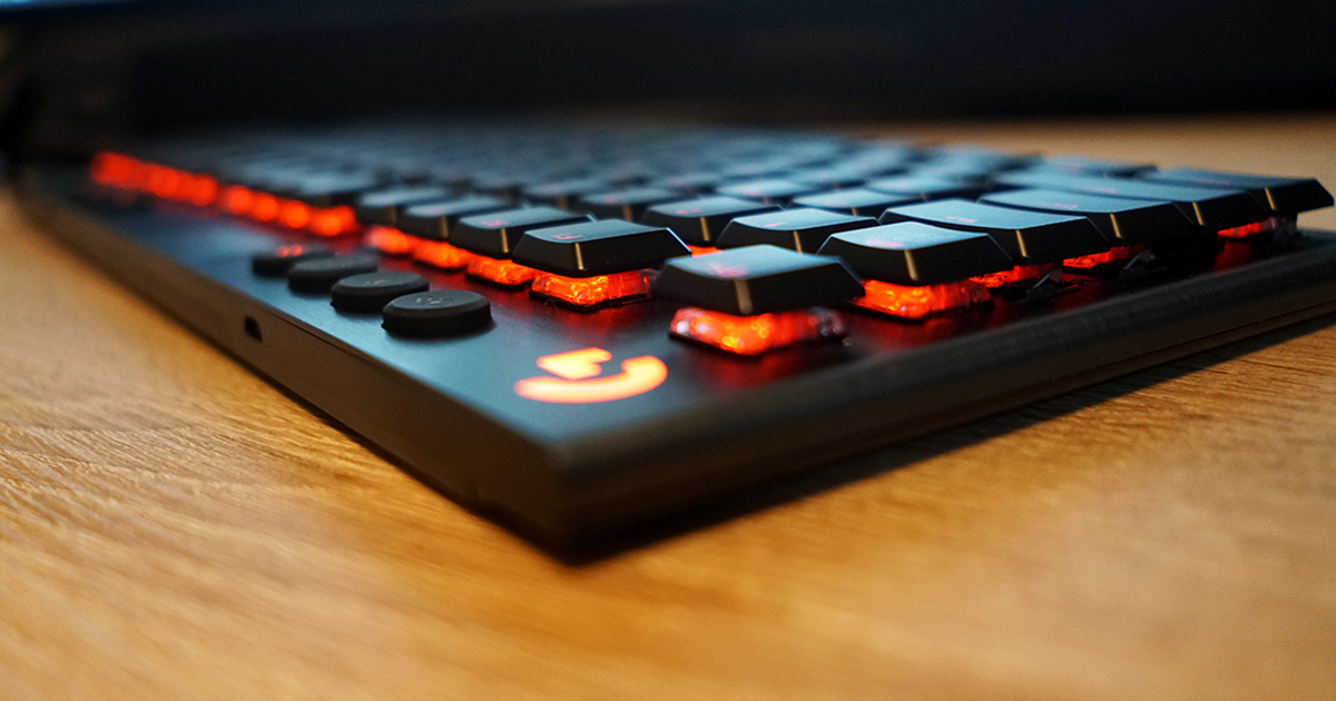 ⌨️【2025年最新】G915 X と G913 TKL の違いを分かりやすく解説