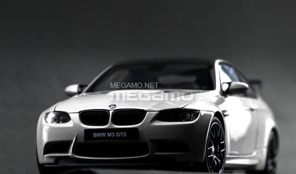1/18 Kyosho BMW e92 M3 GTS Alpine White BBS Carbon roof Blue