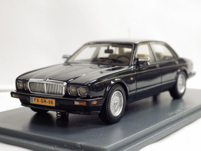 ミニカーショップグローバル - 1/43 NEO ジャガー XJ40