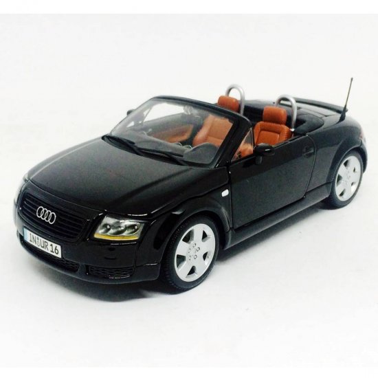 Miniatura Carro Audi TT Roadster 1:18 Maisto - minimundi.com.br