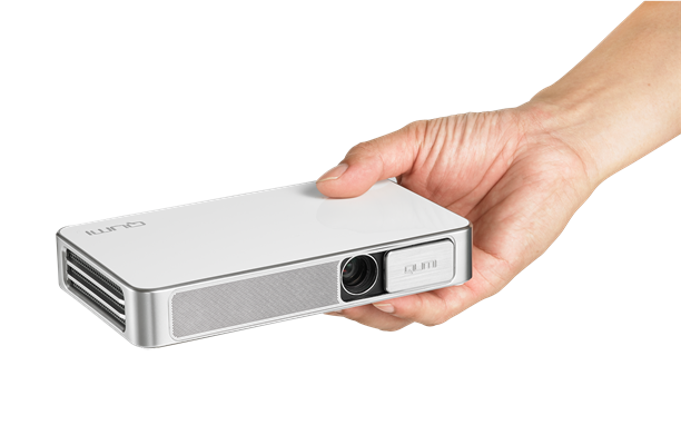 QUMI Q3（LEDモバイルプロジェクター）｜加賀マイクロソリューション